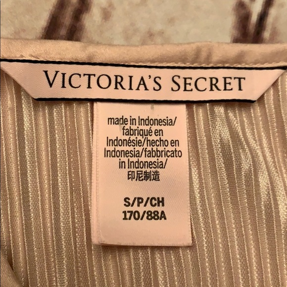 Victoria’s Secret rose gold metallic crop small - Picture 4 of 4